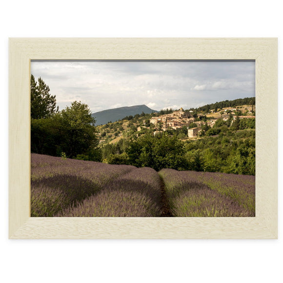 Le village d’Aurel et ses lavandes, Vaucluse,  photographie de Vincent Recordier