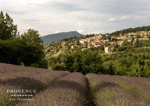 Le village d’Aurel et ses lavandes, Vaucluse
